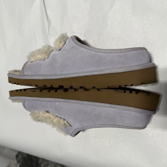 UGG Shearling SLIDE Sz 6 Lilac - Picture 4 of 16